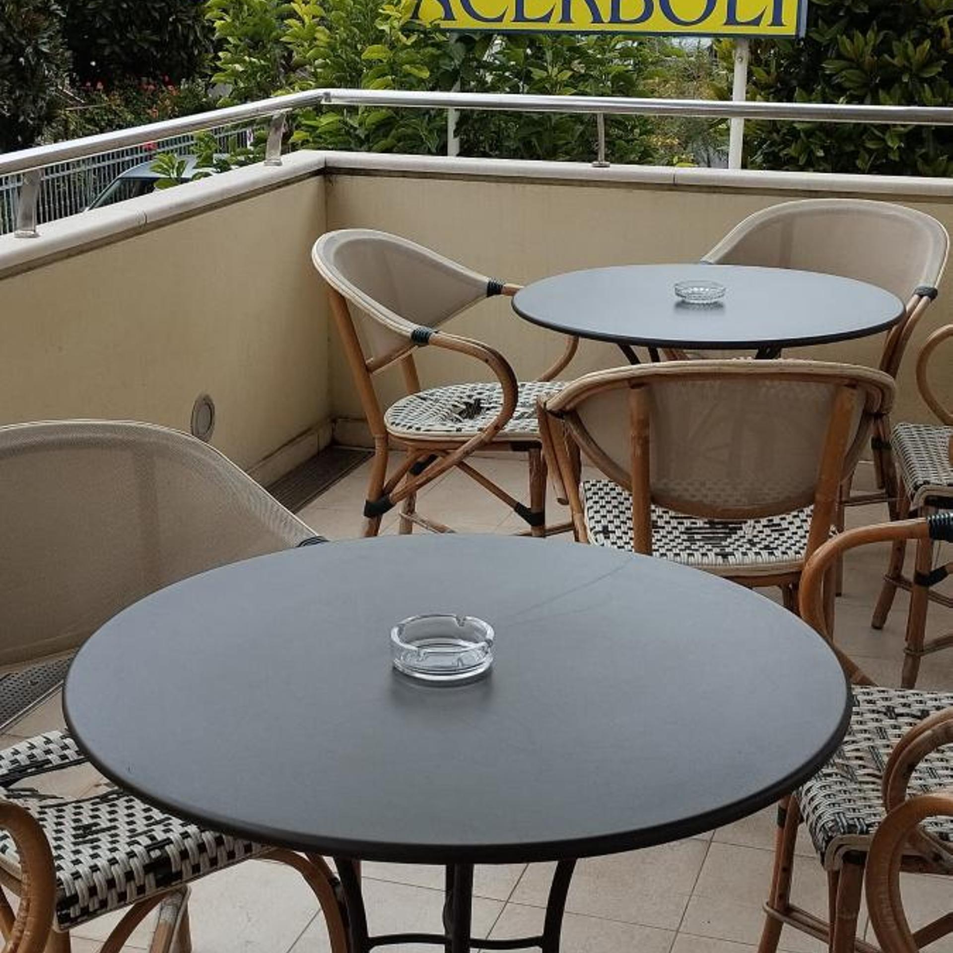 Restaurant-cafeteria