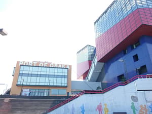 thumbnail: Exterior