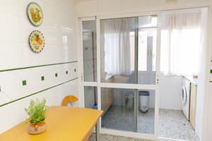 thumbnail: Interior detail
