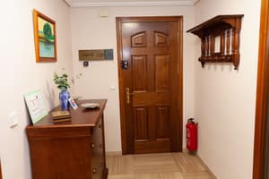 thumbnail: Interior detail