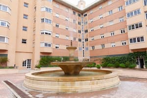thumbnail: Courtyard