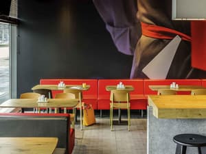 thumbnail: Restaurant