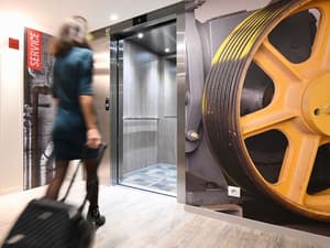 thumbnail: Elevator