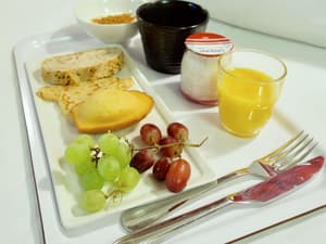thumbnail: Breakfast area