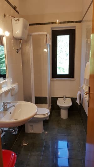 thumbnail: Bathroom