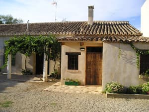 thumbnail: Front of property
