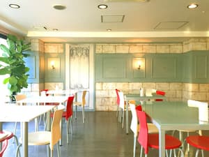 thumbnail: Breakfast area
