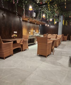 thumbnail: Breakfast area