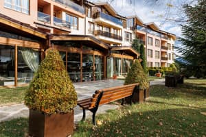 thumbnail: Exterior