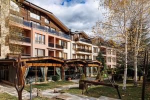 thumbnail: Exterior