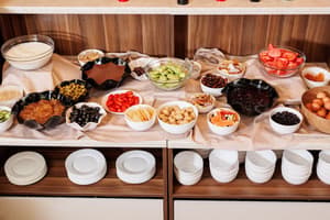 thumbnail: Breakfast buffet