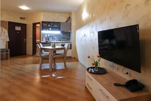 thumbnail: Living area