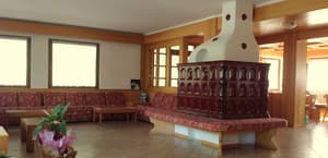 thumbnail: Lobby lounge