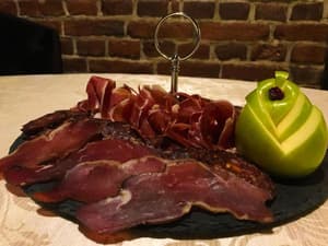 thumbnail: Restaurant