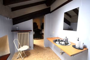 thumbnail: Interior detail