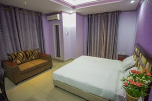 thumbnail: Room