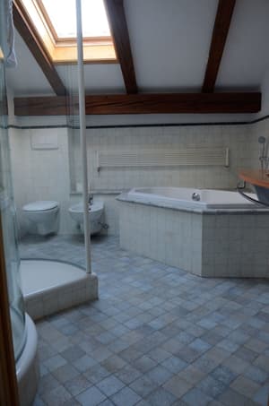 thumbnail: Bathroom
