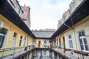 thumbnail: Surroundings