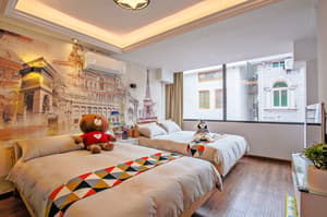 thumbnail: Room