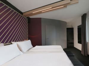 thumbnail: Interior