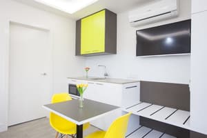 thumbnail: In-room dining