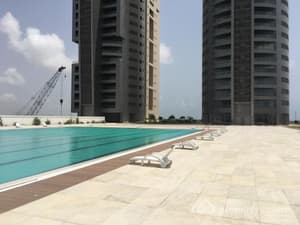 thumbnail: Outdoor pool