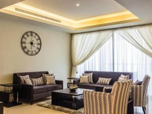 thumbnail: Interior entrance