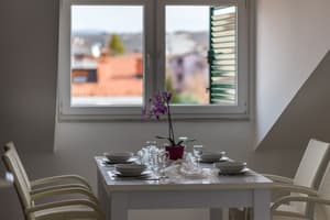 thumbnail: In-room dining