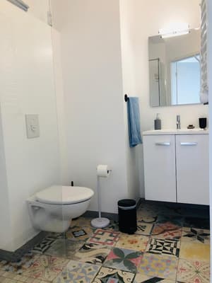 thumbnail: Bathroom