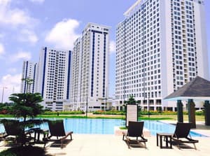 thumbnail: Outdoor pool