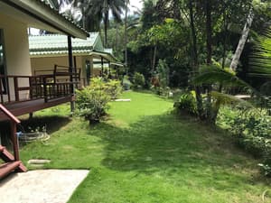 thumbnail: Property grounds