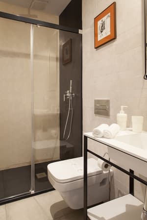 thumbnail: Bathroom shower
