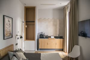 thumbnail: Room
