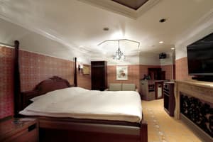 thumbnail: Room