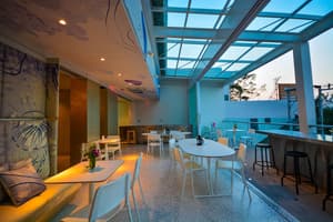 thumbnail: Bar (on property)