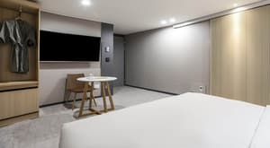 thumbnail: Room