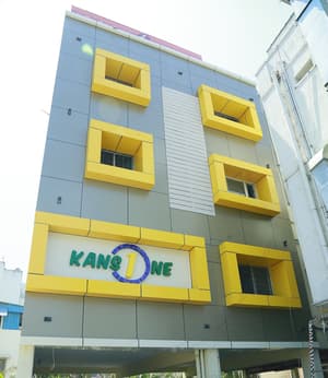 thumbnail: Front of property