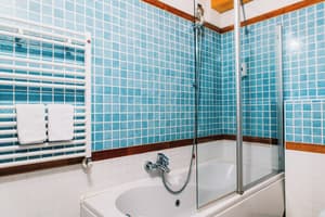 thumbnail: Bathroom
