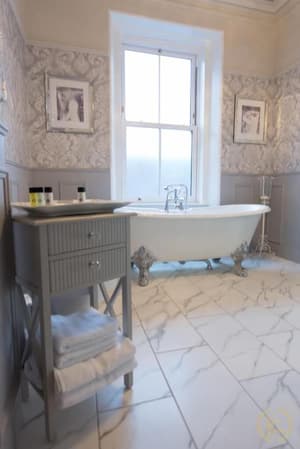 thumbnail: Bathroom