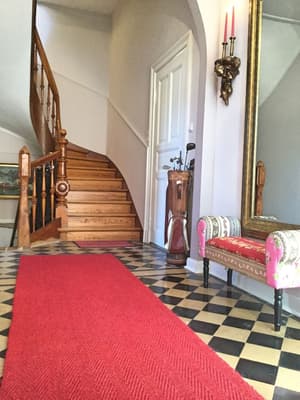 thumbnail: Staircase