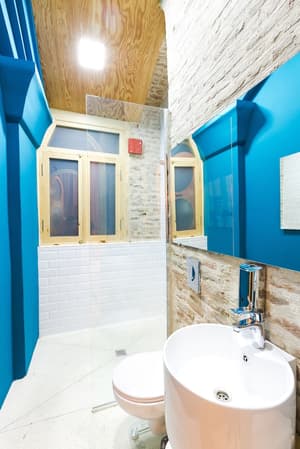 thumbnail: Bathroom