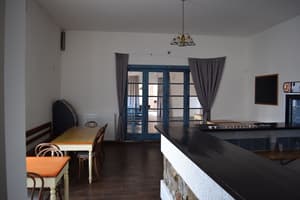 thumbnail: Interior detail