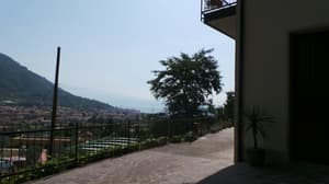thumbnail: Exterior