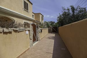 thumbnail: Balcony