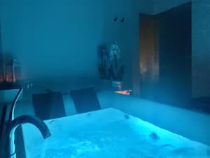 thumbnail: Private spa tub