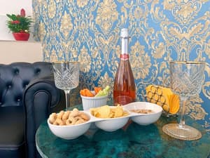 thumbnail: Dining