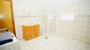 thumbnail: Bathroom shower