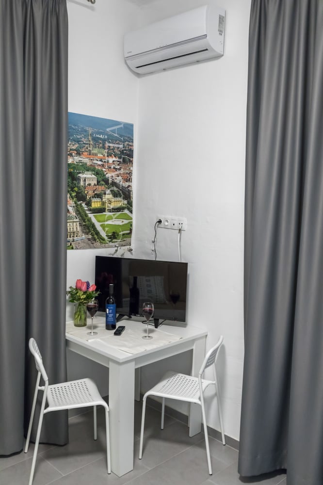 Minibar