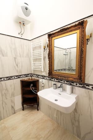 thumbnail: Bathroom sink