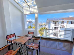 thumbnail: Balcony